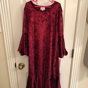 Lularoe Crushed Velvet Maurine Small, NWT